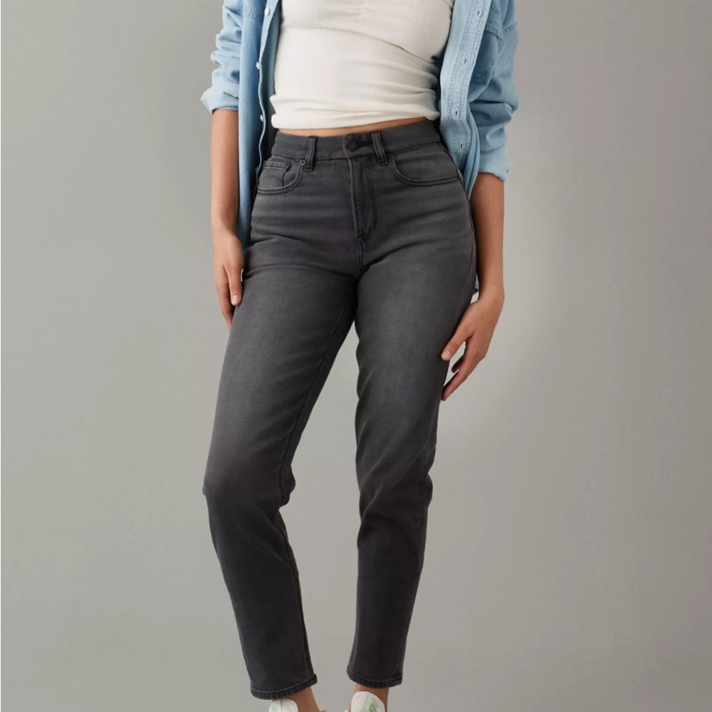 American Eagle Stretch Mom Jean